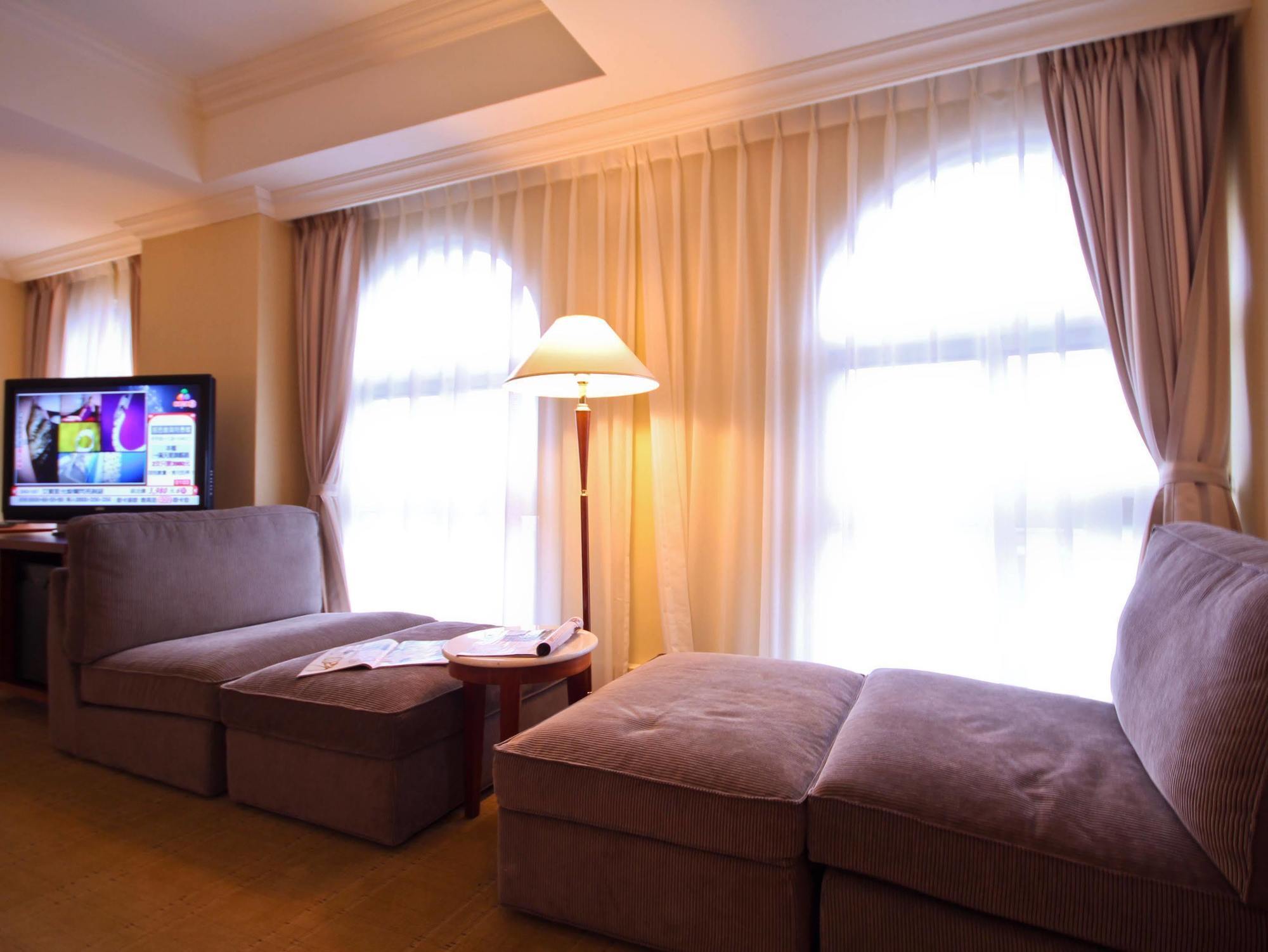 Grand Boss Hotel Yilan Εξωτερικό φωτογραφία